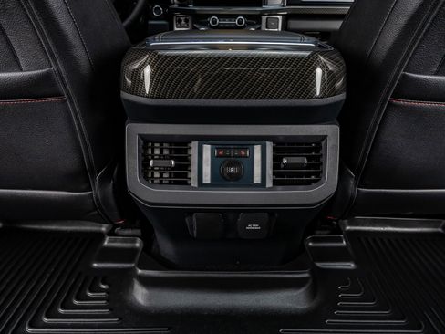 Used 2024 Ford F250 Lariat w/ Lariat Ultimate Package AWD/4WD image 32