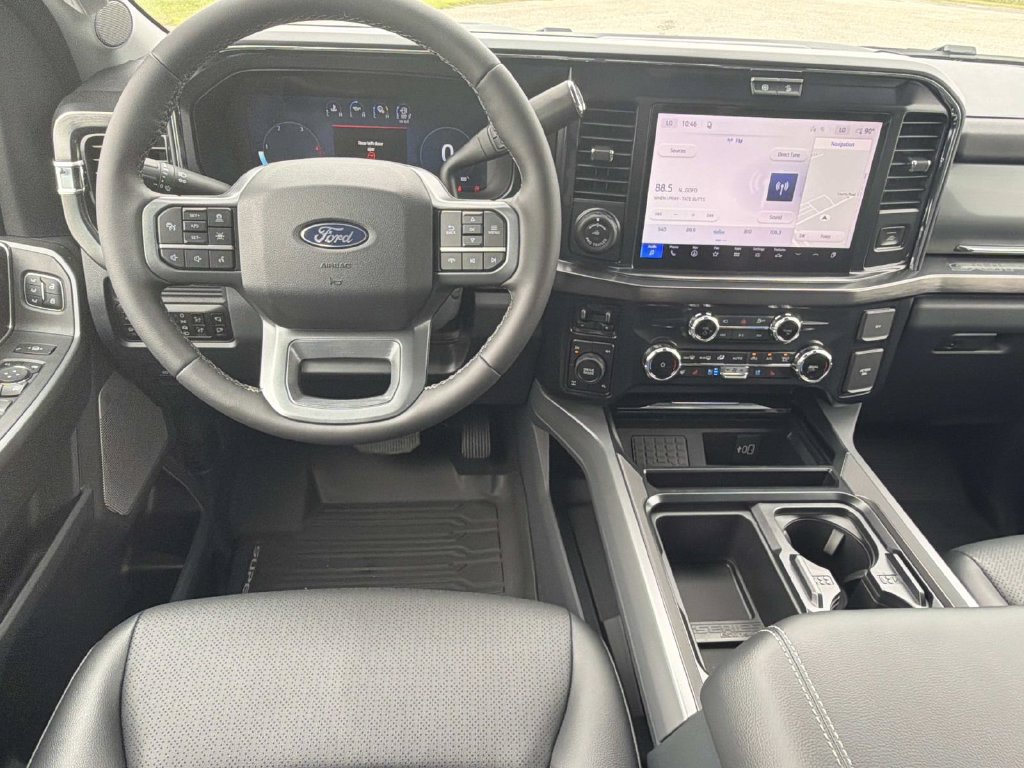 New 2027 Ford F350 Lariat w/ Black Appearance Package AWD/4WD image 16