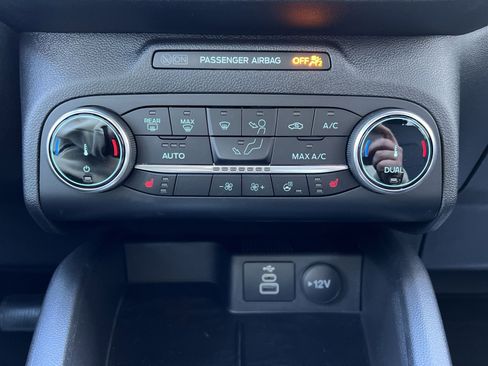 New 2025 Ford Escape ST-Line w/ Cold Weather Package image 20