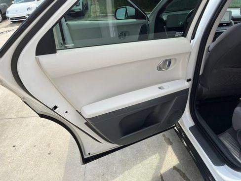 Used 2023 Hyundai Ioniq 5 SE RWD image 13