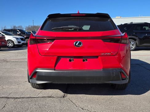 Used 2019 Lexus UX 200 w/ Premium Package image 5