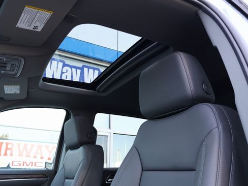 New 2026 GMC Sierra 1500 SLT w/ SLT Premium Plus Package image 27