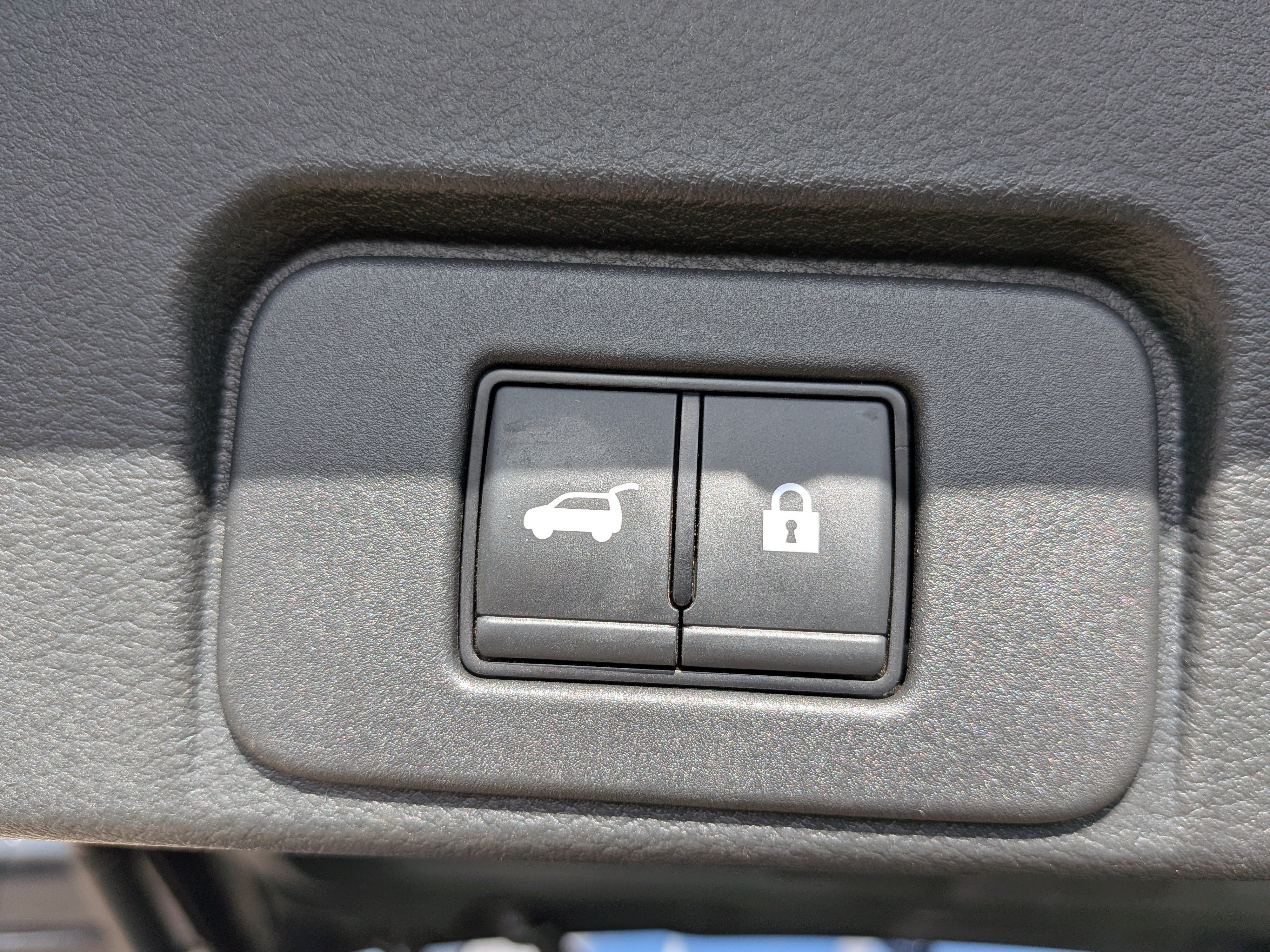 Used 2023 Nissan Rogue SL w/ SL Premium Package AWD/4WD image 14