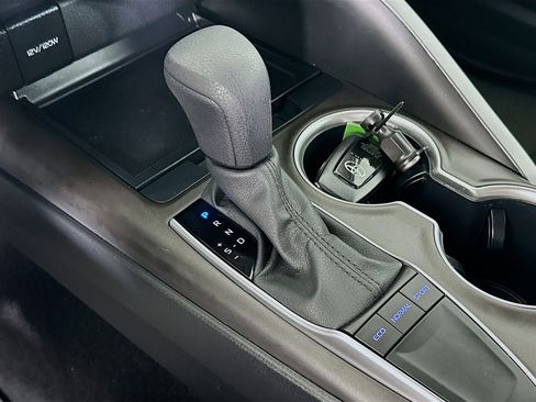 Used 2023 Toyota Camry LE w/ Convenience Package FWD image 23