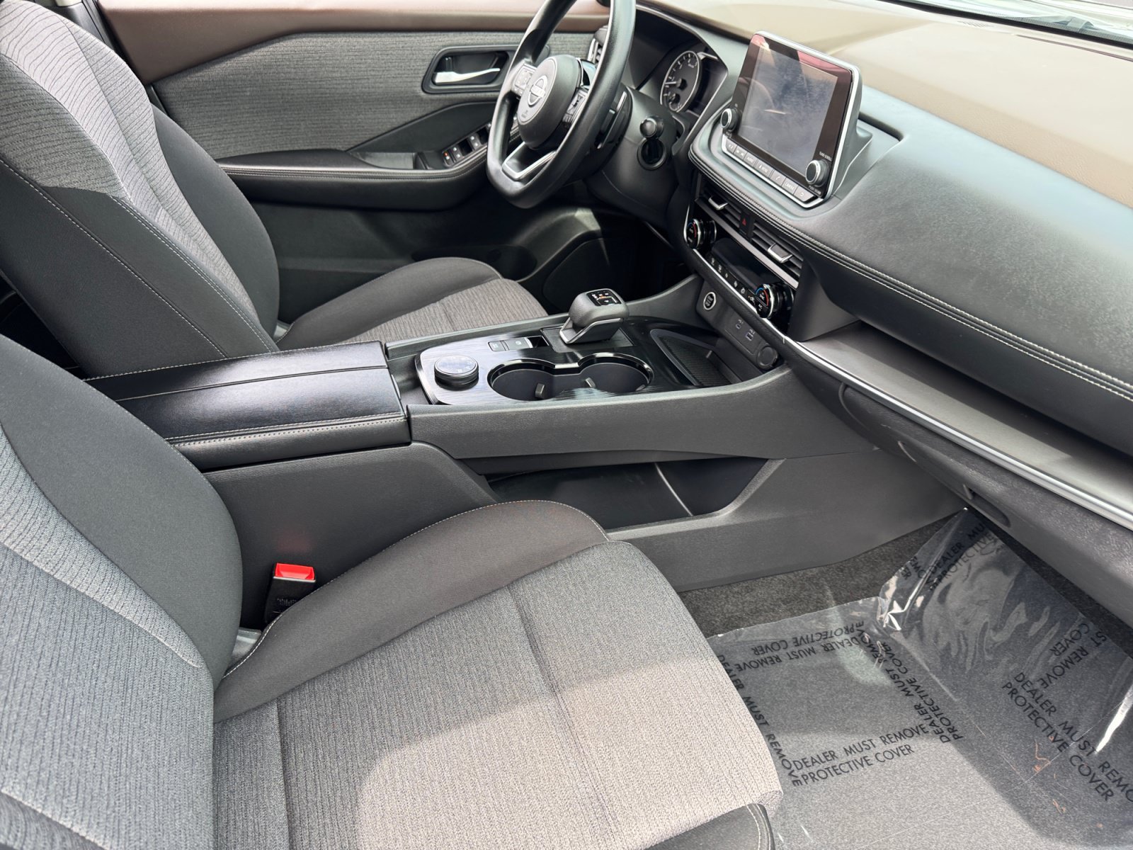 Used 2023 Nissan Rogue SV AWD/4WD image 8
