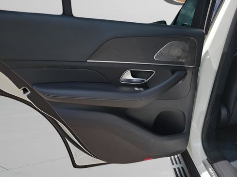 Used 2022 Mercedes-Benz GLE 350 4MATIC image 7