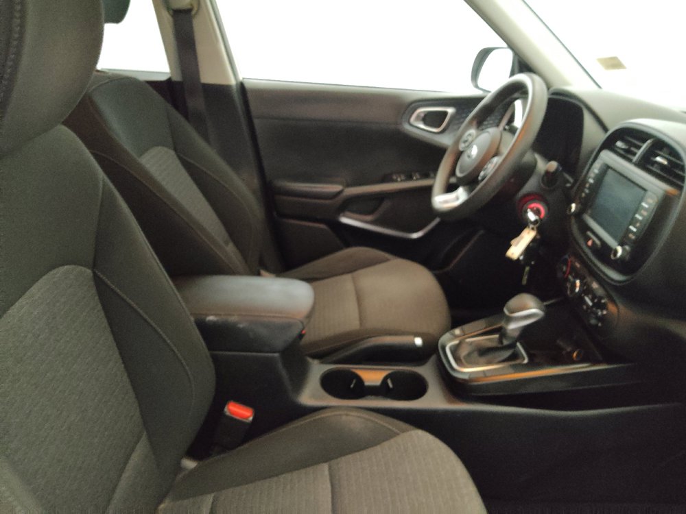 Used 2020 Kia Soul S FWD image 21