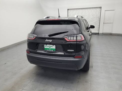 Used 2020 Jeep Cherokee Latitude FWD image 7