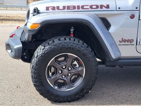 Used 2021 Jeep Gladiator Rubicon AWD/4WD image 10