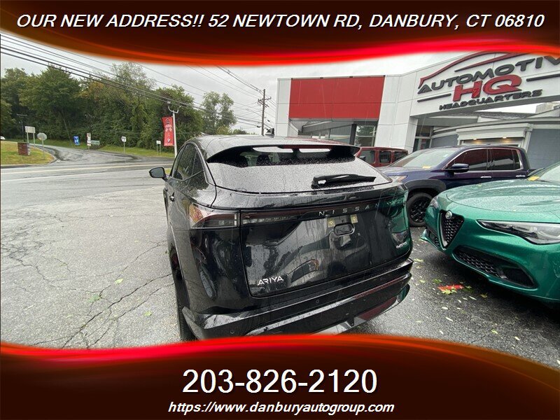 Used 2025 Nissan Ariya AWD image 4