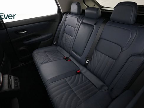 Used 2023 Nissan Ariya image 10