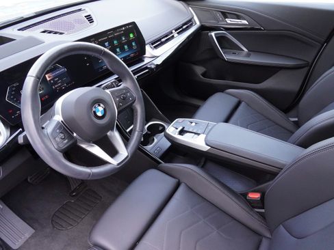 Certified 2025 BMW X1 xDrive28i AWD/4WD image 6
