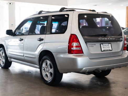 Used 2004 Subaru Forester 2.5XS AWD/4WD image 6