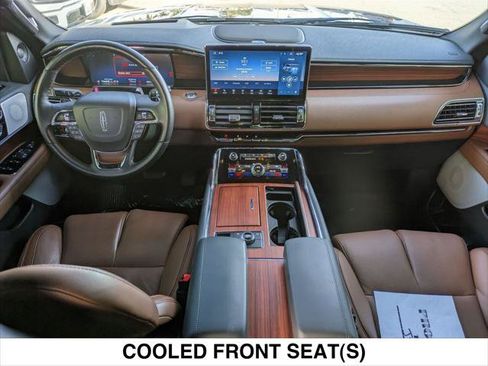 Used 2024 Lincoln Navigator Reserve AWD/4WD image 28