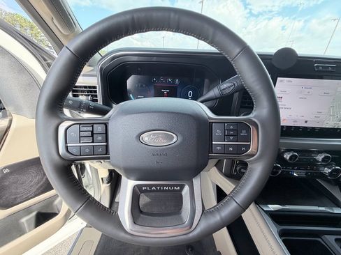 Used 2026 Ford F250 Platinum w/ Platinum Plus Package image 14