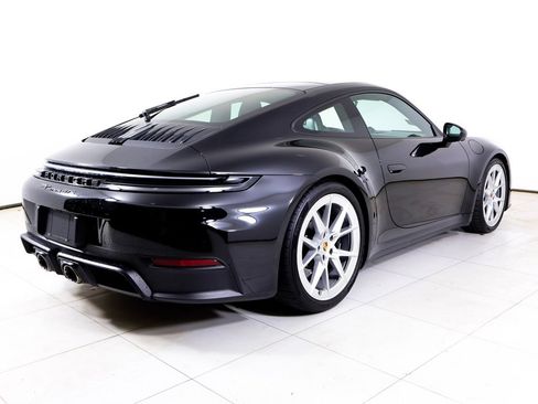 Certified 2025 Porsche 911 Carrera GTS RWD image 31