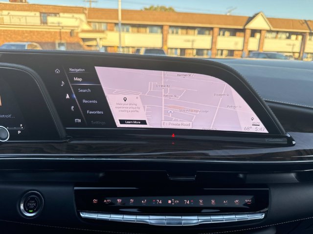 Used 2021 Cadillac Escalade Sport Platinum AWD/4WD image 49