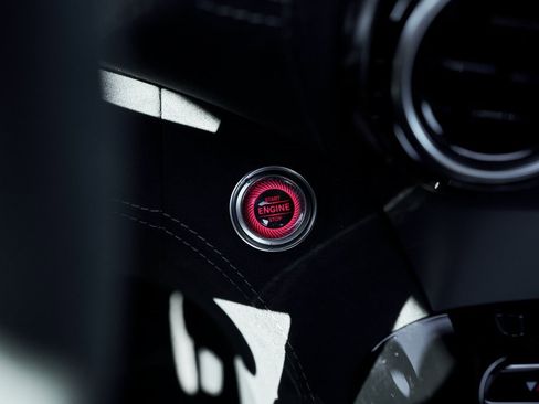 Used 2021 Mercedes-Benz AMG GT Black Series image 63