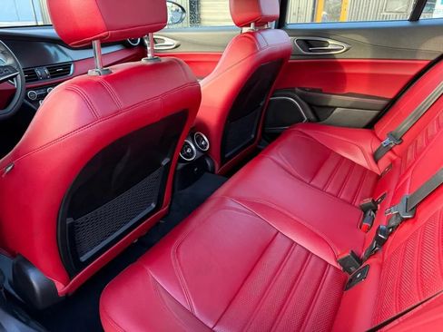 Used 2018 Alfa Romeo Giulia Ti Sport w/ Quick Order Package 22S Sport AWD/4WD image 6