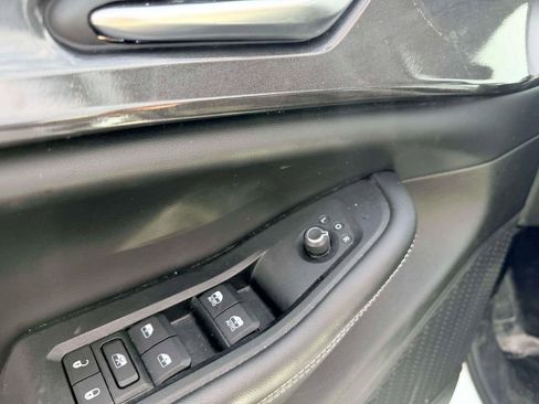 Used 2023 Jeep Grand Cherokee L Laredo w/ Luxury Tech Group I image 14