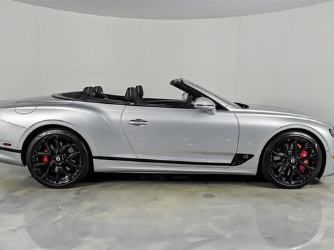 Used 2024 Bentley Continental GT Speed AWD/4WD image 11