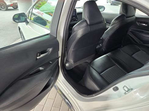 Used 2024 Toyota Corolla XSE FWD image 15