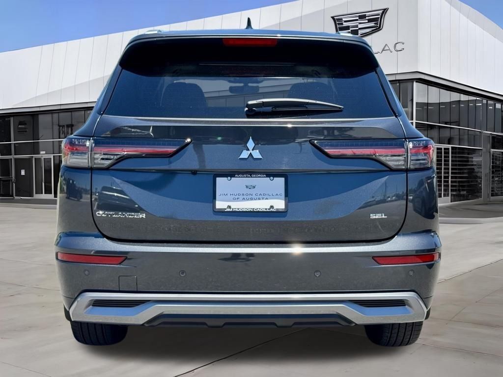 Used 2025 Mitsubishi Outlander SEL FWD image 7