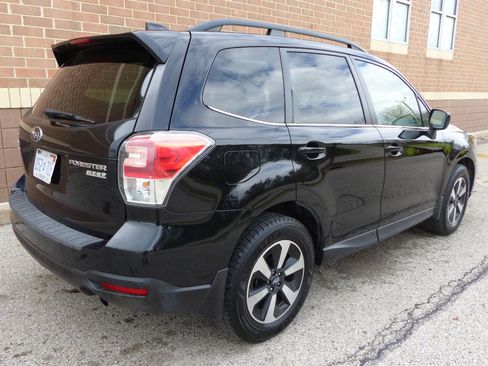 Used 2017 Subaru Forester 2.5i Limited w/ Protection Package #2 AWD/4WD image 10