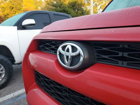 Used 2019 Toyota 4Runner Limited image 4