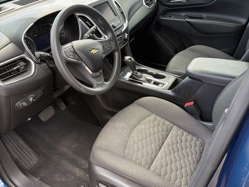 Used 2021 Chevrolet Equinox LT w/ LPO, Cargo Package image 1