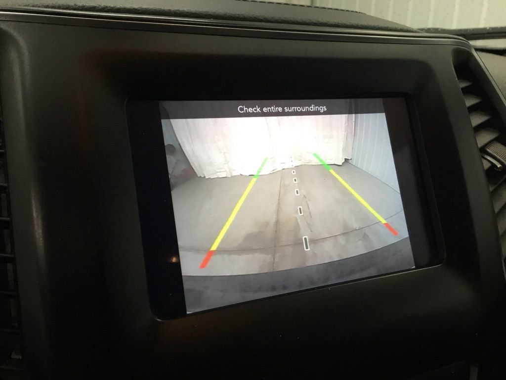 Used 2019 Jeep Cherokee Latitude w/ Cold Weather Group FWD image 20