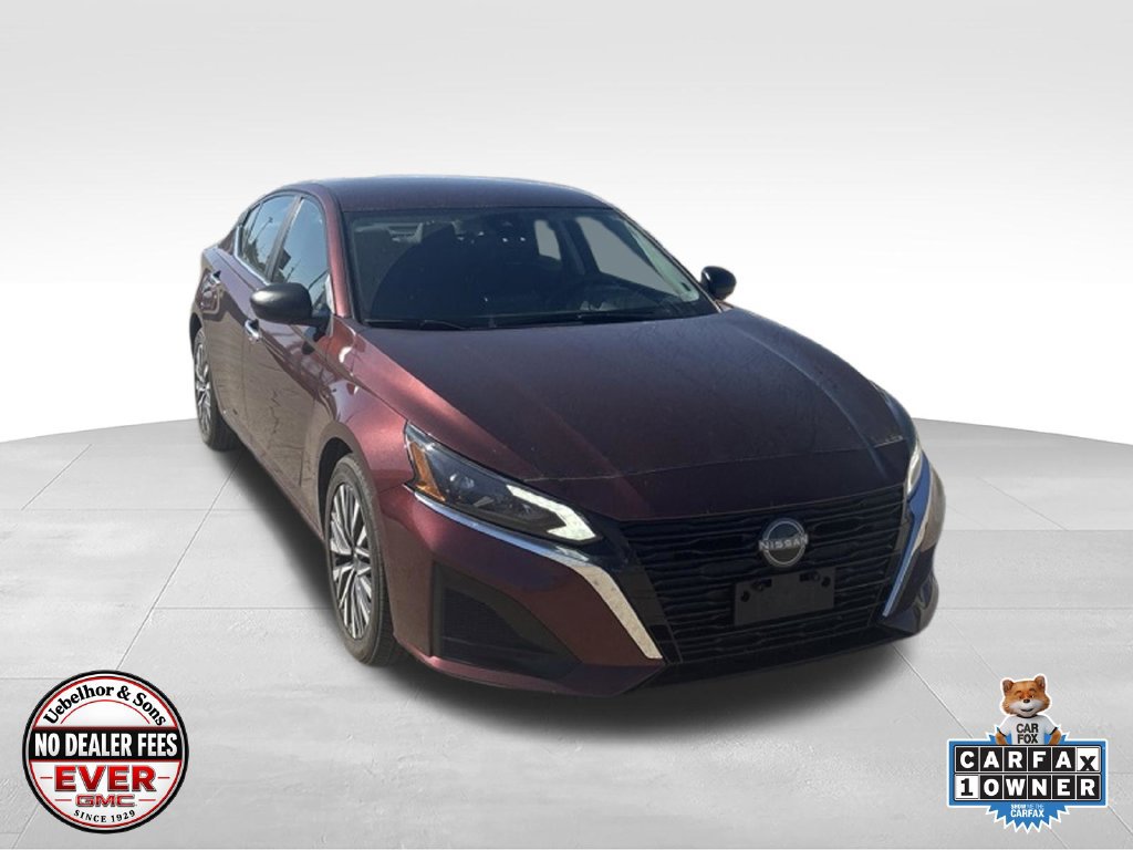 Used 2025 Nissan Altima 2.5 SV FWD image 3
