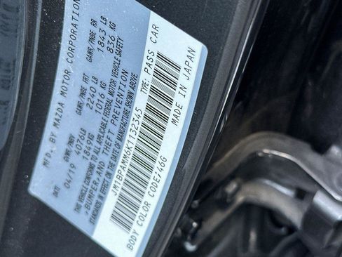 Used 2019 MAZDA MAZDA3 Hatchback w/ Preferred Package image 29