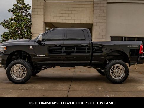 Used 2024 RAM 2500 Laramie w/ Sport Appearance Package AWD/4WD image 6