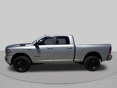 Certified 2021 RAM 2500 Big Horn w/ Night Edition AWD/4WD image 2