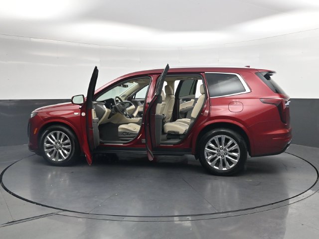 Used 2020 Cadillac XT6 Premium Luxury FWD image 42