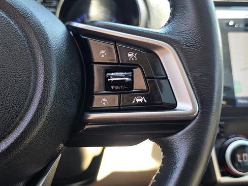 Used 2018 Subaru Outback 2.5i Limited AWD/4WD image 37