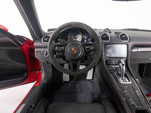 Certified 2023 Porsche 718 Cayman GT4 RWD image 6