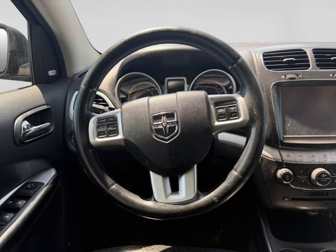 Used 2015 Dodge Journey R/T w/ Flexible Seating Group FWD image 15