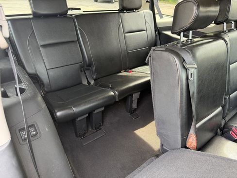 Used 2010 Nissan Armada Platinum AWD/4WD image 13