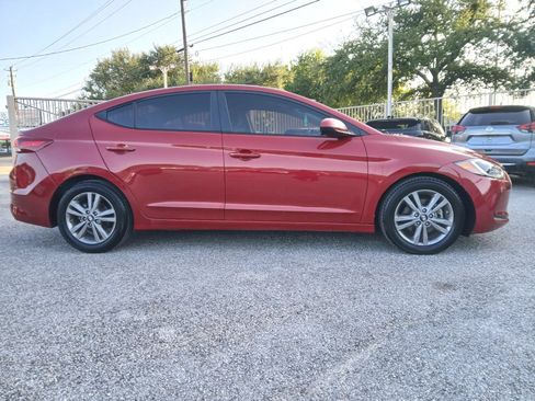 Used 2018 Hyundai Elantra SEL FWD image 4