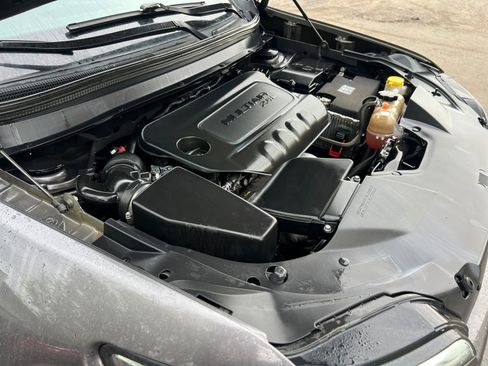 Used 2020 Jeep Cherokee Latitude Plus image 31