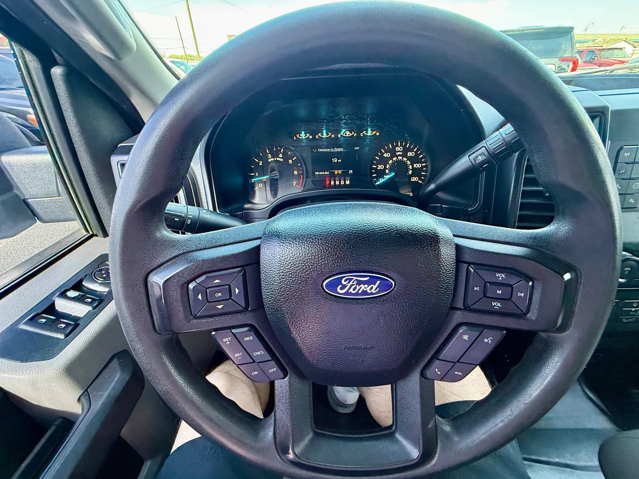 Used 2018 Ford F150 XL w/ Equipment Group 101A Mid AWD/4WD image 10
