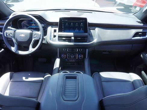 Used 2023 Chevrolet Tahoe Premier AWD/4WD image 12