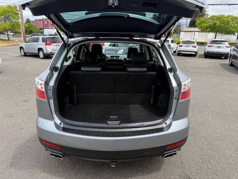 Used 2011 MAZDA CX-9 Touring w/ Moonroof & Bose Audio Pkg AWD/4WD image 18