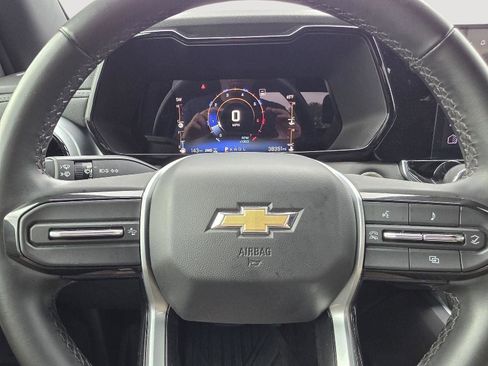 Used 2023 Chevrolet Colorado LT image 14