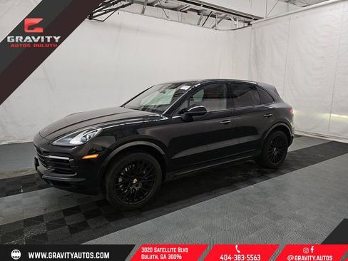 Used 2023 Porsche Cayenne w/ Premium Package AWD/4WD image 1