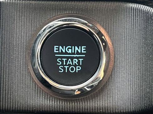 Used 2024 Ford F250 Platinum image 15