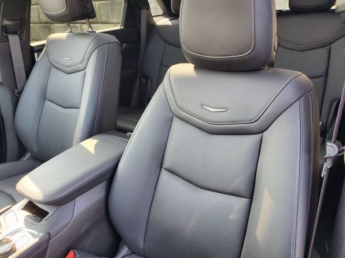 Certified 2024 Cadillac XT5 Premium Luxury w/ LPO, Floor Liner Package AWD/4WD image 34