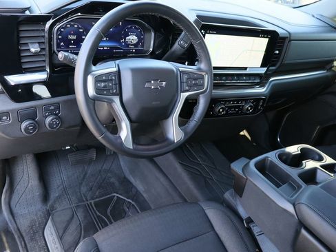 Certified 2023 Chevrolet Silverado 1500 RST w/ Redline Edition image 11